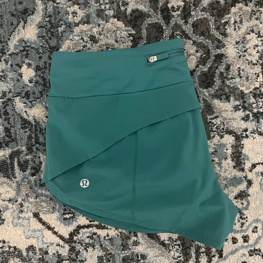 Lululemon green speed ups